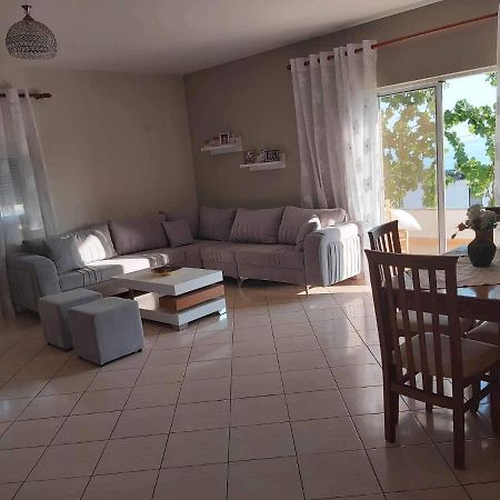 White Panorama Apartment Sarandë Esterno foto