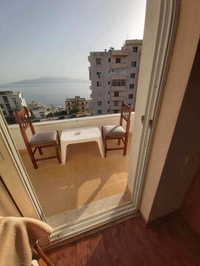 White Panorama Apartment Sarandë Esterno foto